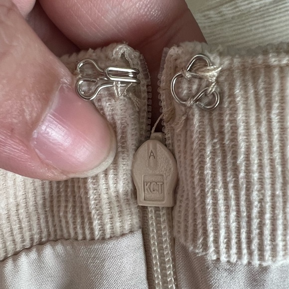 SHEIN skirt, size L, corduroy style with pockets - Picture 10 of 10